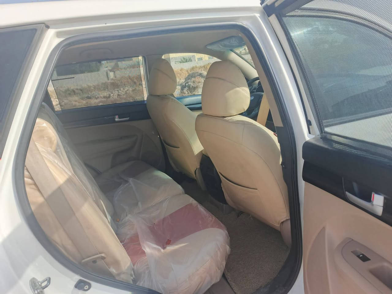 السلام عليكم سورنتو خليجي ١٥ بسمي سنويه جديده رقم بغداد فول عده البنوراما ساره داخله هزه جديده يعني ما بيها أي نقص فقط باب السايق مبدل بدون أضرار داخليه امراوس بسبورتج ١١ ١٢ أو غير سياره حسب القناعه محتاج فرق للاستفسار اتصل /***********
