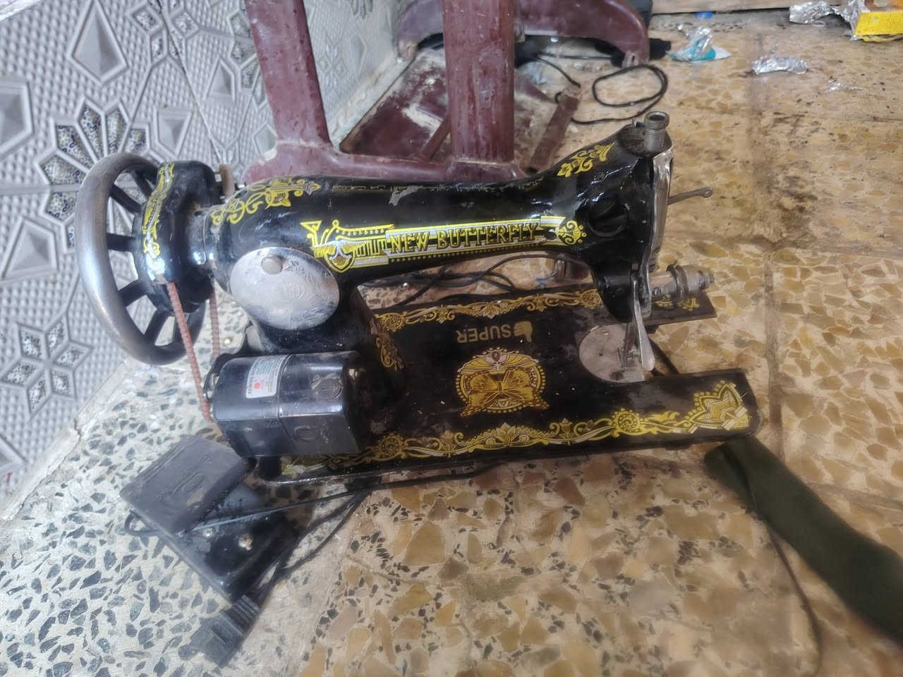 فرن شغال شرط اخو الجديد مستعمل قليل ومكينه شغاله الفراشه الصليه ام الوكي الشراي يتصل***********

