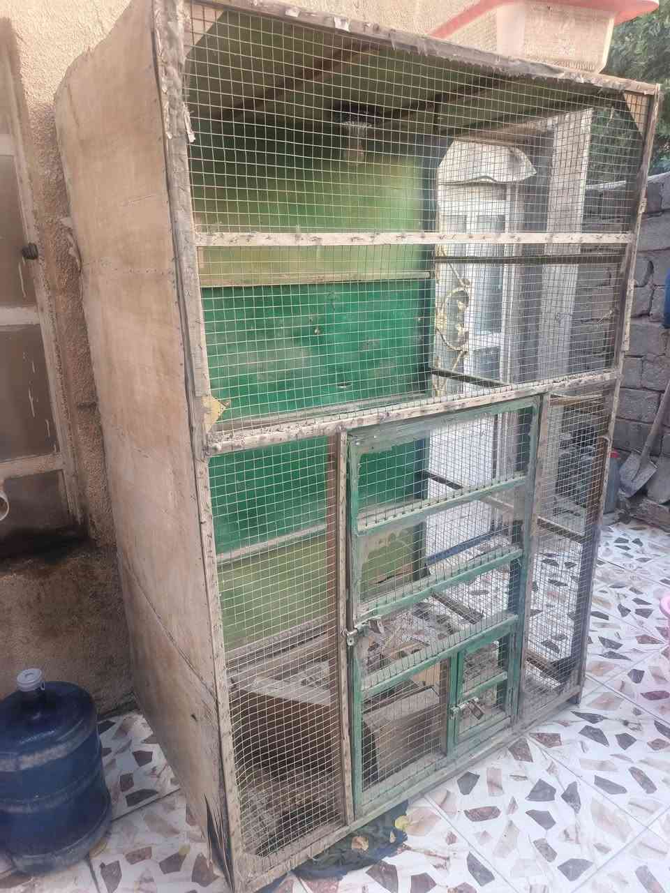 قفص بلابل للبيع كامل سعره مناسب مكانه حله ‏‪***********‬‏
