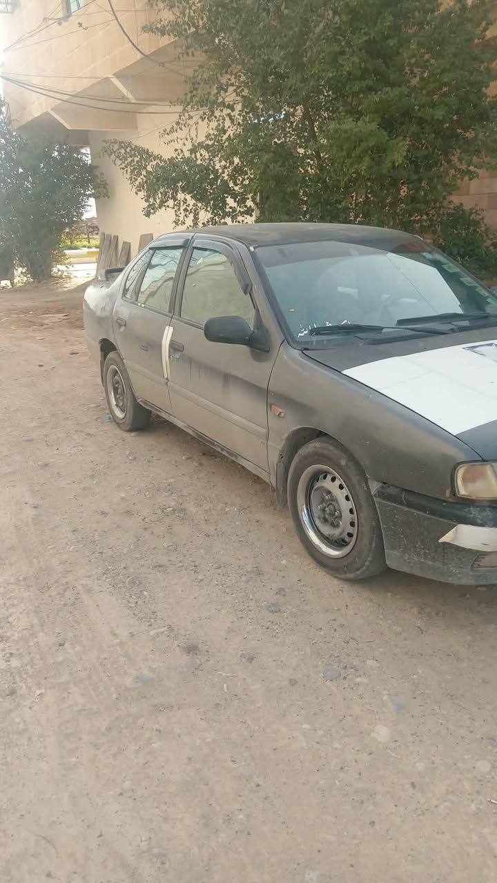 سياره نيسان برايمر حجم 16 موديلد 93سياره رقم بغداد انكليزي السياره بيها بدايت تبخير السعر 27وبيها مجال***********

