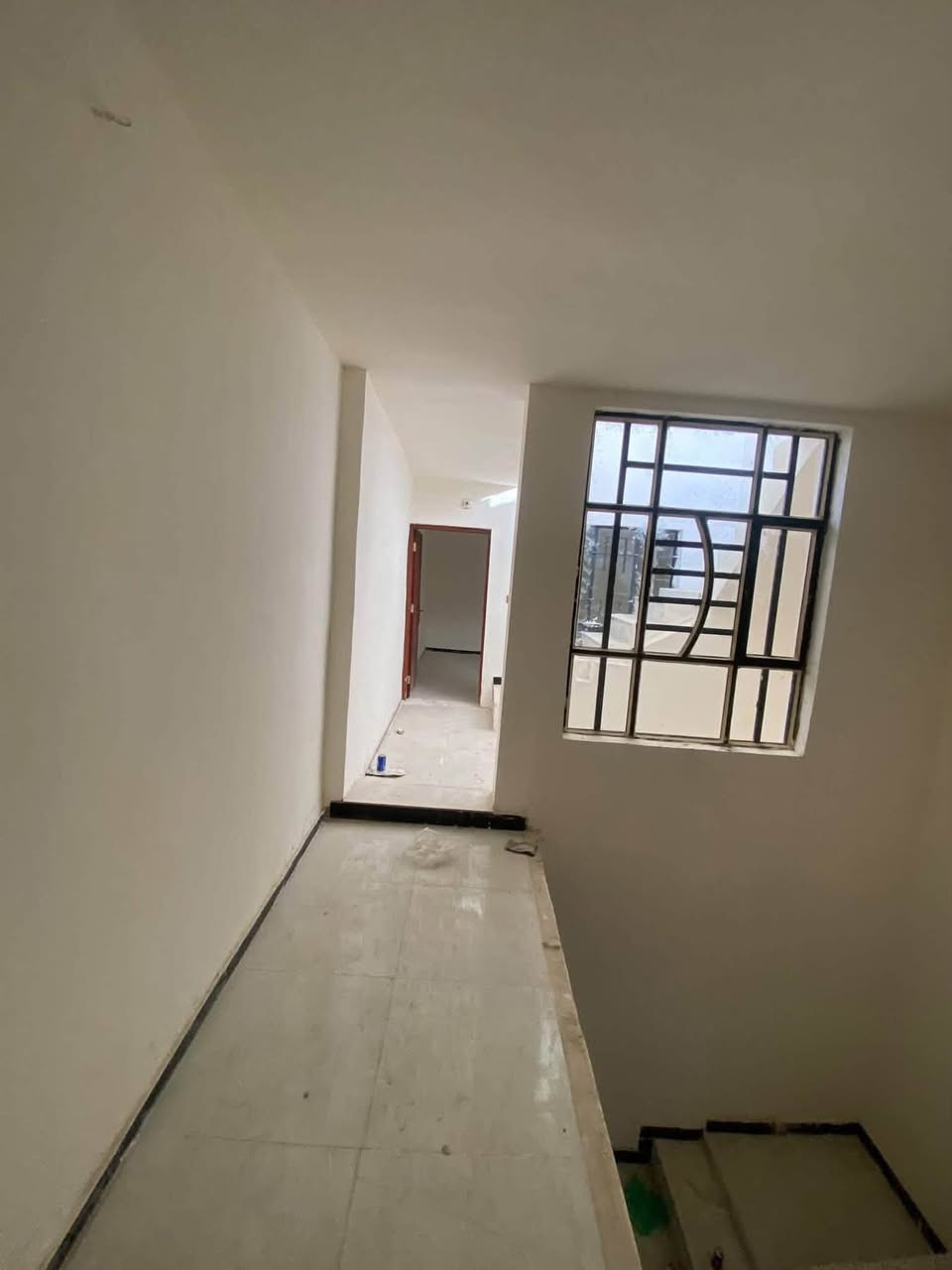 🏠 دار للبيع – فرصة سكن واستثمار مميزة
📍 العنوان: طريق شعب – قرب مرور الحسينية

📐 المساحة: 75 متر
📜 الطابو: ملك صرف سكني
🏡 الدار: طابق ونصف

✨ تتكون من:
• 3 غرف نوم
• مطبخ وحولي
• استقبال
• صحيات

✅ مناسبة للسكن أو الاستثمار
📍 موقع جيد وقريب من الخدمات

💰 السعر: 75 مليون

📞 للاستفسار والتواصل:
***********
