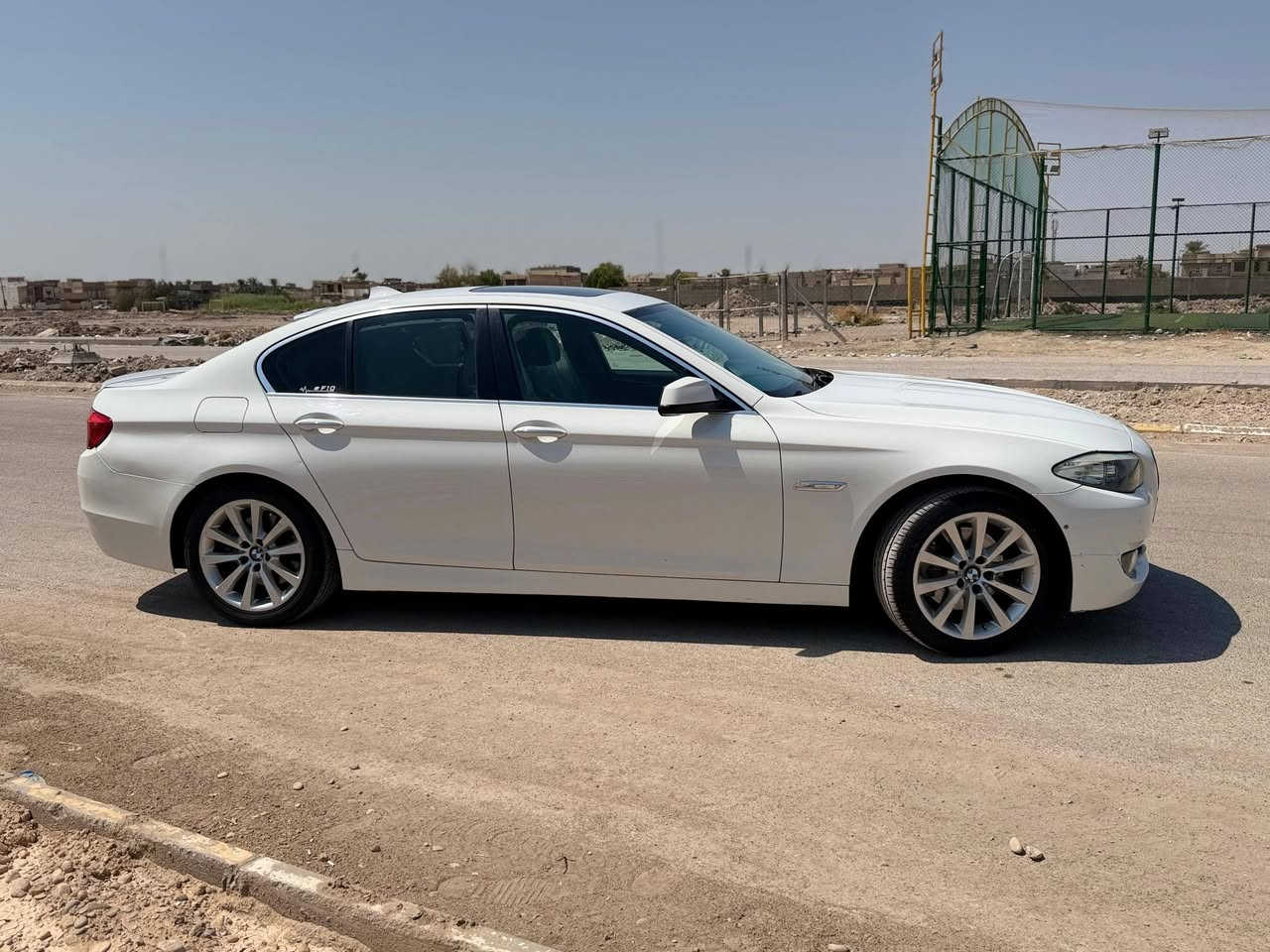 🚘 BMW 530i للبيع — موديل 2011
خليجيه سياره وكالتها العروش  فل مواصفات 🔥 | 6 سلندر | لون أبيض
موديل 2011
6 سلندر
فل مواصفات
فتحة سقف
بصمة وتشغيل زر
داخلية جلد وكهرباء
شاشة كبيرة
زنون
مري شفط 
بيبان شفط 
السياره فول مواصفات 
حساسات وكاميرات 360°
جنوط BMW أصلية
السيارة نظيفة ومرتبة 
السعر 187 وبيها مجال 
بيها بارد قليل بل جاملغ الخلفي وبيها كارت 
بسمي تريد تحويل تريد وكاله 
الرقم ***********
مكان سياره واسط
