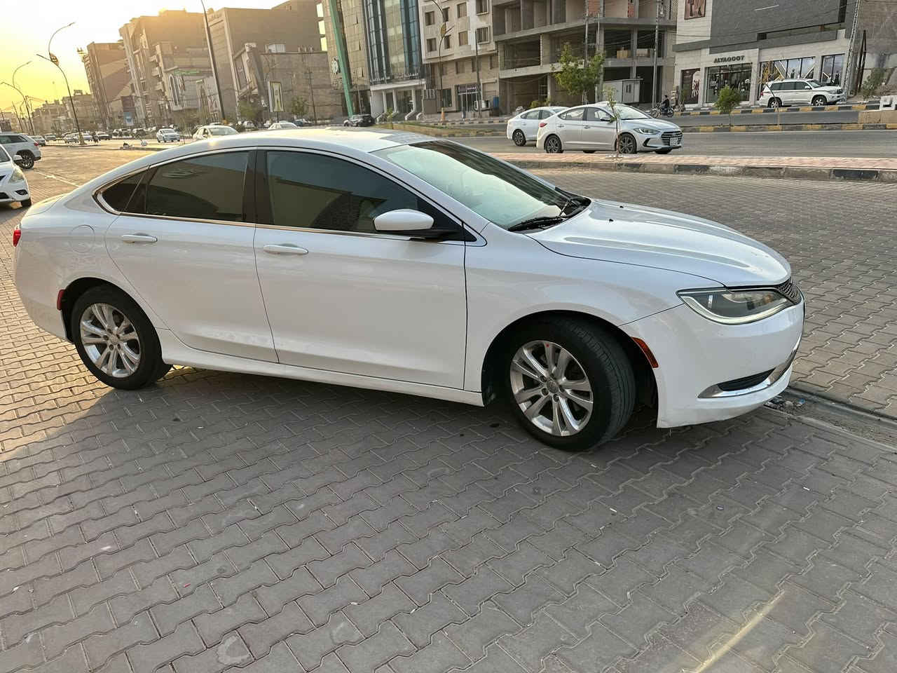 C200 • جلد ملكي • النجف