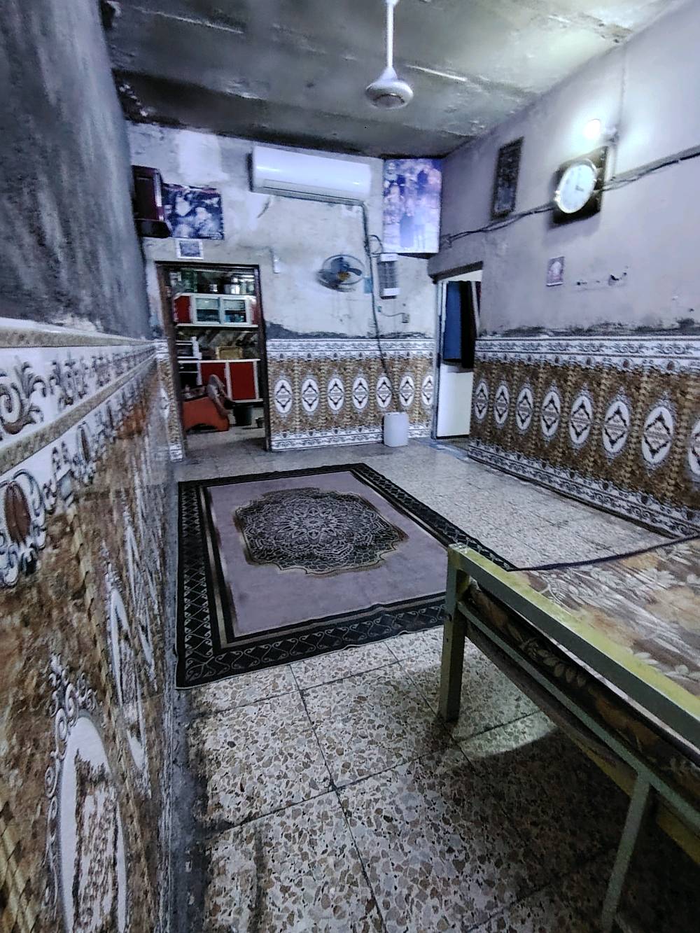 السلام عليكم بيت للبيع في منطقة المعامل بستان سامي قرب حسينيه زينب الكبرى يتكون من استقبال 2 غرف وصالة ومطبخ وصحيات يتوفر خطين مي وخطين كهرباء مع السحب منظومة كامرات مراقبه + بلازمة مساحة البيت 170 متر بيت ركن البيت كامل
للتواصل ع رقم ***********
*********** متوازي ع بيع والشراي أهلا وسهلا
السلام عليكم بيت للبيع في منطقة المعامل بستان سامي قرب حسينيه زينب الكبرى يتكون من استقبال 2 غرف وصالة ومطبخ وصحيات يتوفر خطين مي وخطين كهرباء مع السحب منظومة كامرات مراقبه + بلازمة مساحة البيت 170 متر بيت ركن البيت كامل
