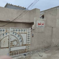 بيت واقع حال في منطقة العبيدي  قرب سوق العبيدي  مجاور المدارس  يحتوي ا...