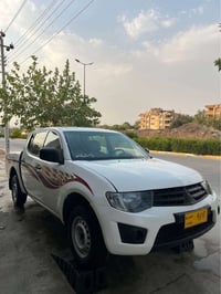 ميتسوبيشي باجيرو • ٢٠١١ • بنزين
