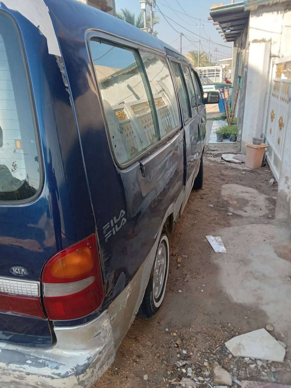 السلام عليكم بريجو للبيع موديل ٩٦ بابل السياره مثل مابلصوره لاتعديلات ولا توضيح كشرها بلادي فإن شغال كير خير من الله مكينه بيها خيط بسيط مال بخار كل شهر تنقص اقل نص لتر طبيعي باتري جديد صارله سبوع الكوري المربع ابو الضمان تايرات جدد السياره ريدها ٣٥ مكانها حله ***********
