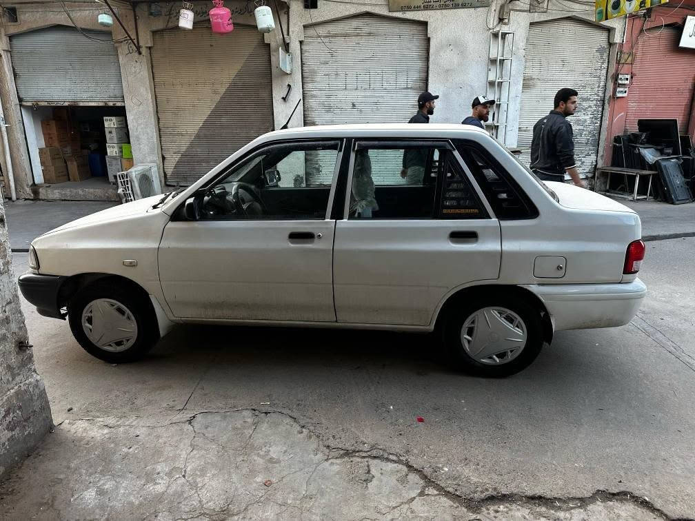 سایپا مۆدێل 2012 سیارەکە حیزام بۆیاغە بەس بێ ناوگرتن سیارەکە کەم ڕۆیشتیە 150 هەزار ڕۆیشیە گێر و مەکینە بەشەرت تەبرید بەشەرت سارد و گەرم بەنزین کەم دەخوا*********** أربيل, العراق

