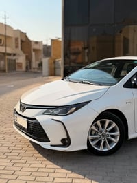 مرحبا كورلا 2025   شكل الخليجي   فول موصفات 1/1  داخل احمر كشن كهربائي...