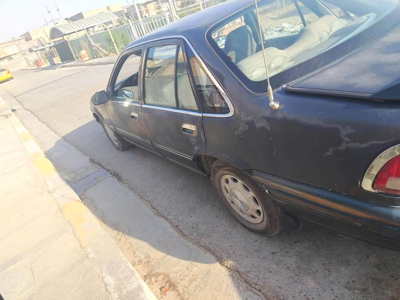 سلام عليكم برنس البيع موديل 1994 رقم بغداد تحويل ثاني يوم محرك مابي شي كير اوتو السعر 30وبيه مجال رقم صاحبه ‭***********‬
