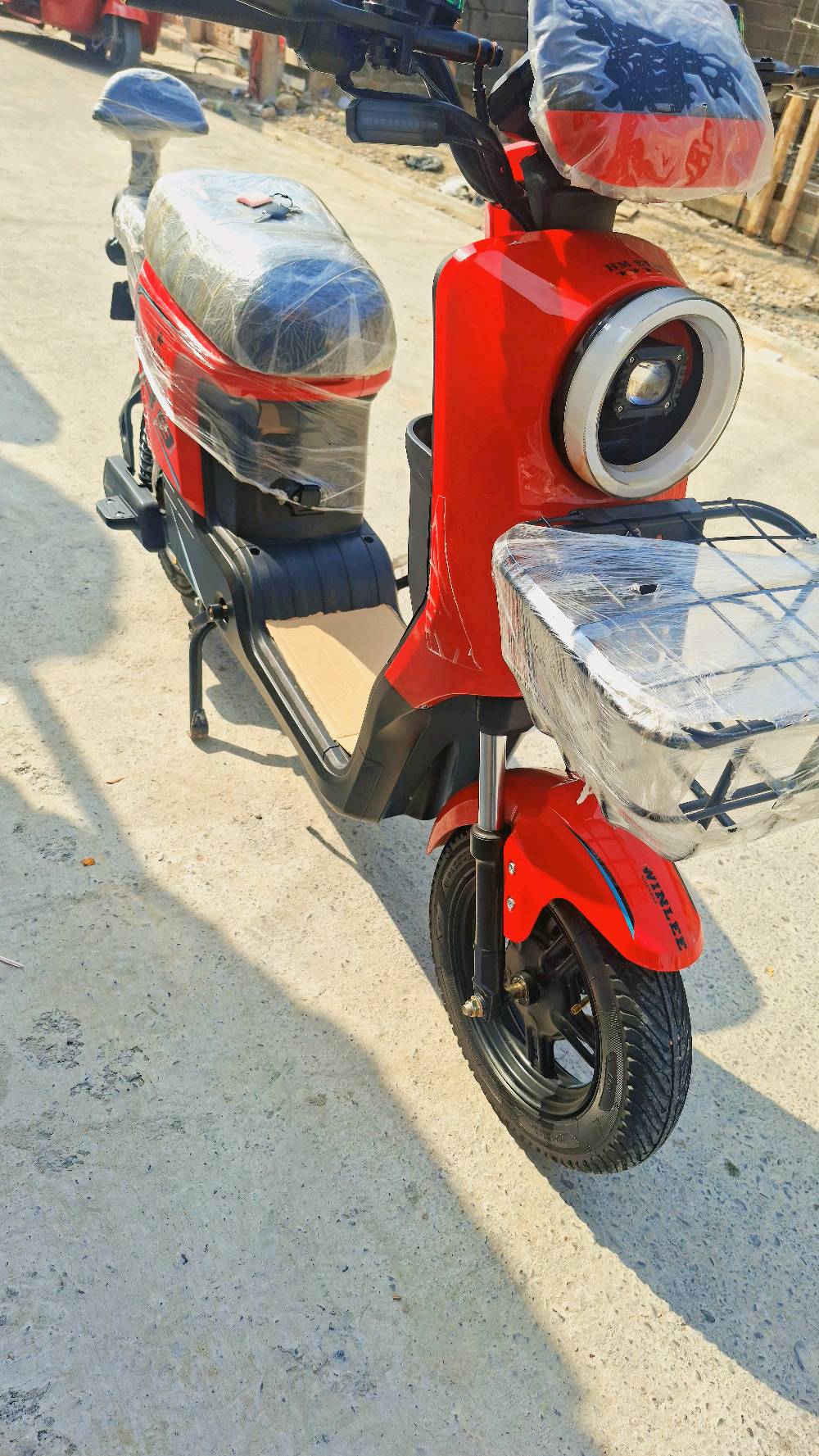 R9 • ٥بطاريات • ٥٠كم