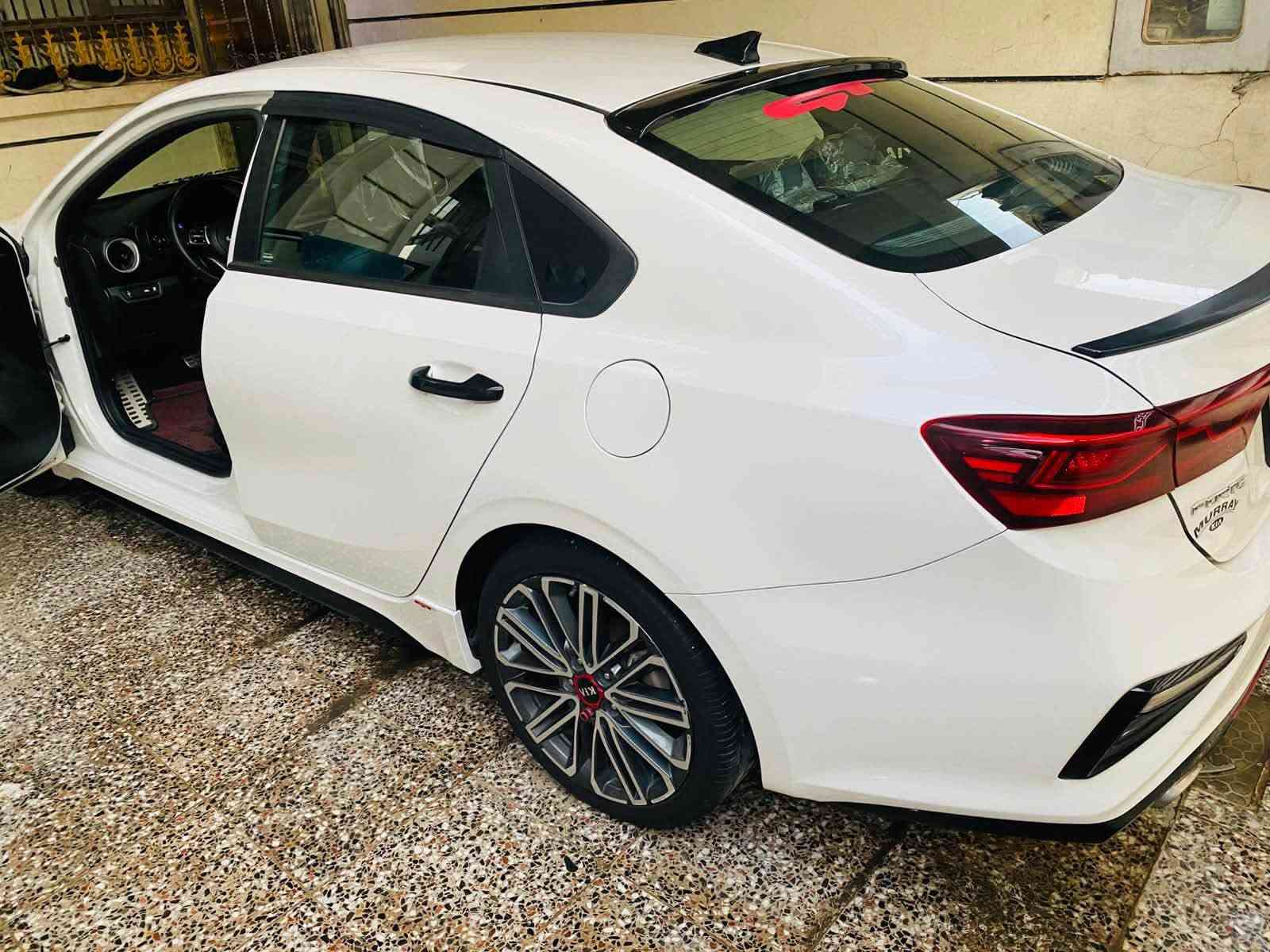 🚘 كيا فورتي GT 2020 للبيع
🔹 حادثة بسيطة مرفقة بالصور
🔹 بدون لغد ولا شواصي
🔹 بيها 3 قطع كلير من أمريكا
🔹 بالعراق ما بيها أي ضربة

🔹 محرك 1600 تيربو
🔹 ماشية 84 ألف كم
🔹 ويل كب 18
🔹 صالون رياضي
🔹 كشنات جلد
🔹 3 وضعيات قيادة
🔹 تحكمات قيادة كاملة
🔹 دخول بصمة
🔹 إضاءة ترحيبية عند فتح السيارة

💰 السعر: 122$ وقابل للتفاوض

📍 الموقع: بغداد - الدورة
📞 ***********
