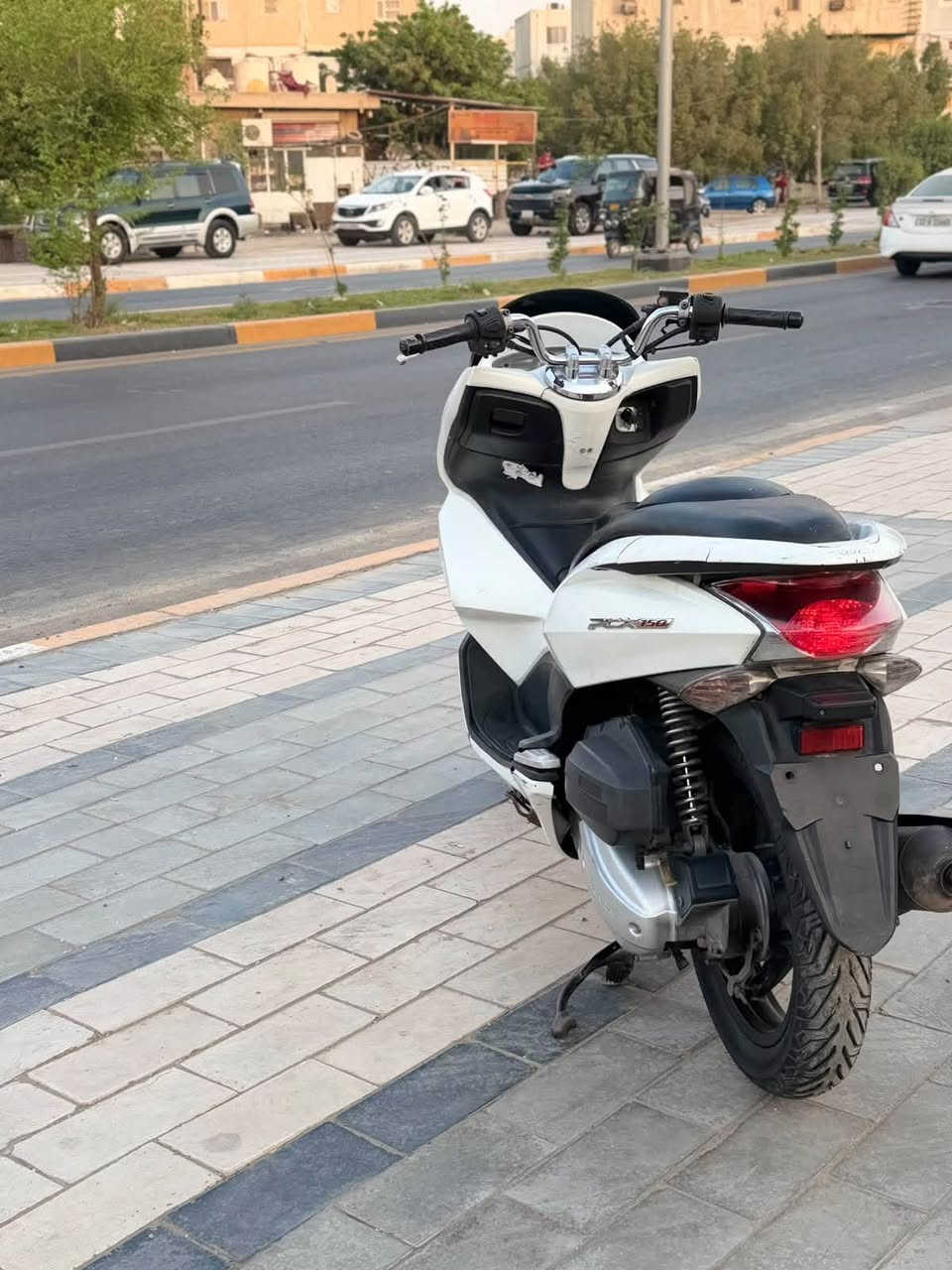 سلام عليكم دراجه البيع pcxجيل اول ياباني اصلي نوزل خطين ستان كهربابي حساس ازدحام شلعه معدل خير من الله حجم مكينه 150 حرف A دراجه مال رمبه حته دفاتر مزاد وياهه دراجه احله من صور تجي وشوف بعينك ممفتوحه ولا تبخير ولا تنقيص دراجه مكينه لوك دراجه مكفوله عامه مكان بغداد دوره سعر مليون 350 رقم***********
