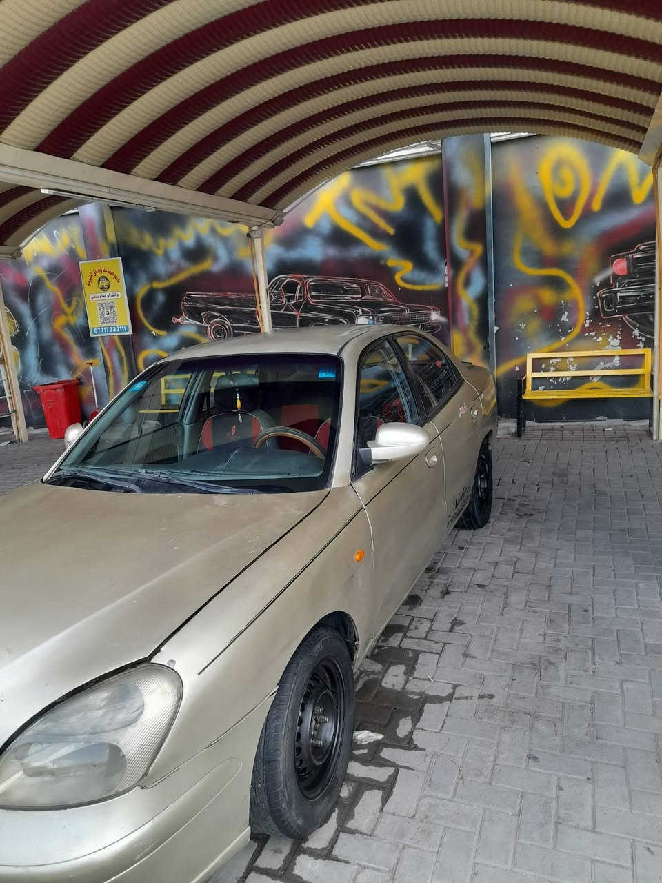 السلام عليكم اخوان دايو نوبرا اوتو موديل 2001 كير عاطل السعر 23 وبيها مجال قليل مكانه بغداد 
رقم تلفون  ***********
