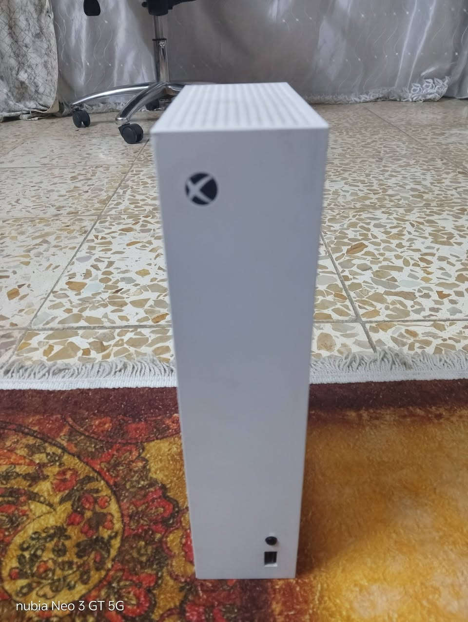 اكس بوكس سيرس اس 512GB الملحقات كامله مع اليد ألاصليه و يد سلكيه مثل ما واضح في الصوره مع كيبورد و ماوس شغالات و الكرتون ألاصليه للجهاز السعر 390 وبيه مجال العنوان بغداد للتواصل *********** موجود وتساب

نص مكتوب في الصور:
- nubia Neo 3 GT 5G