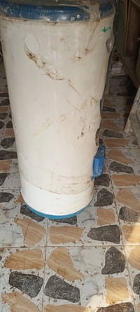 سخان • مستعمل قليل • واتساب