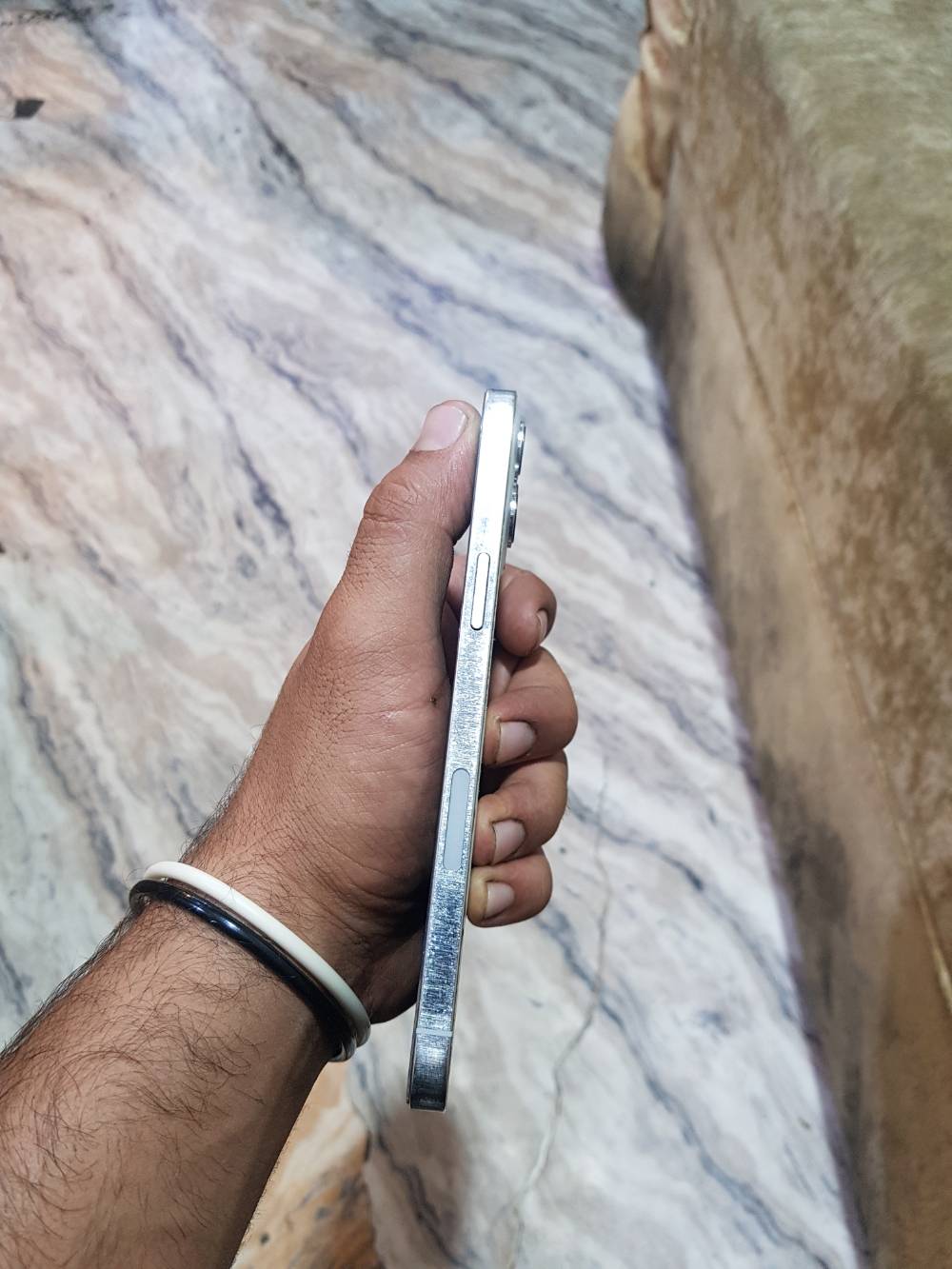 مبدل ضهر • بطارية فقط • مستعجل