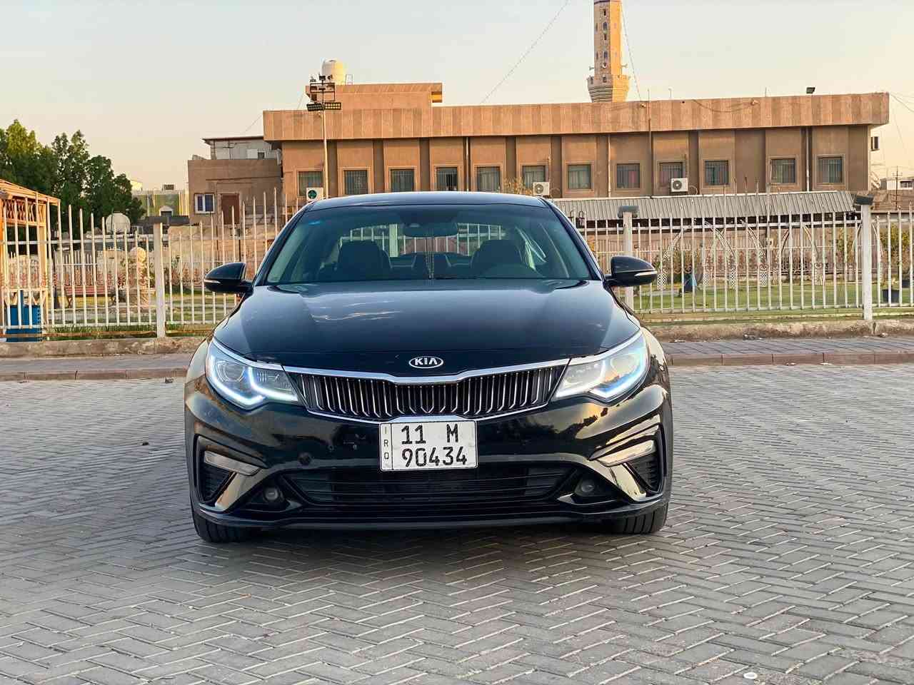 السلام عليكم اوبتما ٢٠٢٠ بغداد باسمي السياره فول عده الفتحه بصمة وبصمة ابواب وكشنات جلد وكهرباء ورادار وحساسات اماميه خلفيه وشاشه كبيره حادث خشم بنيد ومصبوغ والباقي كفاله عامه وليبل واحد لا صبغ ولا بارد السياره جديده بمعنى الكلمه من كلشي دينار متصرف عليها صدر إمامي خلفي جديد على وضع الشركة تخم تاير محرك كير جديد / غرفه لوك ماشيه اقل ٨٠ الف ومكاني بغداد حي الجامعه قرب نفق الشرطه والسعر ١٣٠ موبايل ***********
