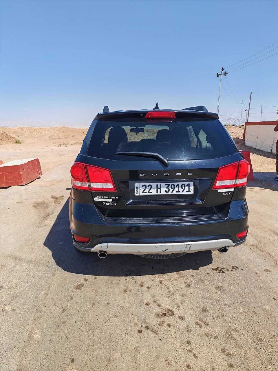 سلام عليكم
جورني 
موديل ٢٠١٢
كير مكينه 3600 كفاله 
بدون ايرباك 
بدون صبغ 
مكان سياره 
ديالى بعقوبه 
رقم الهاتف
***********

