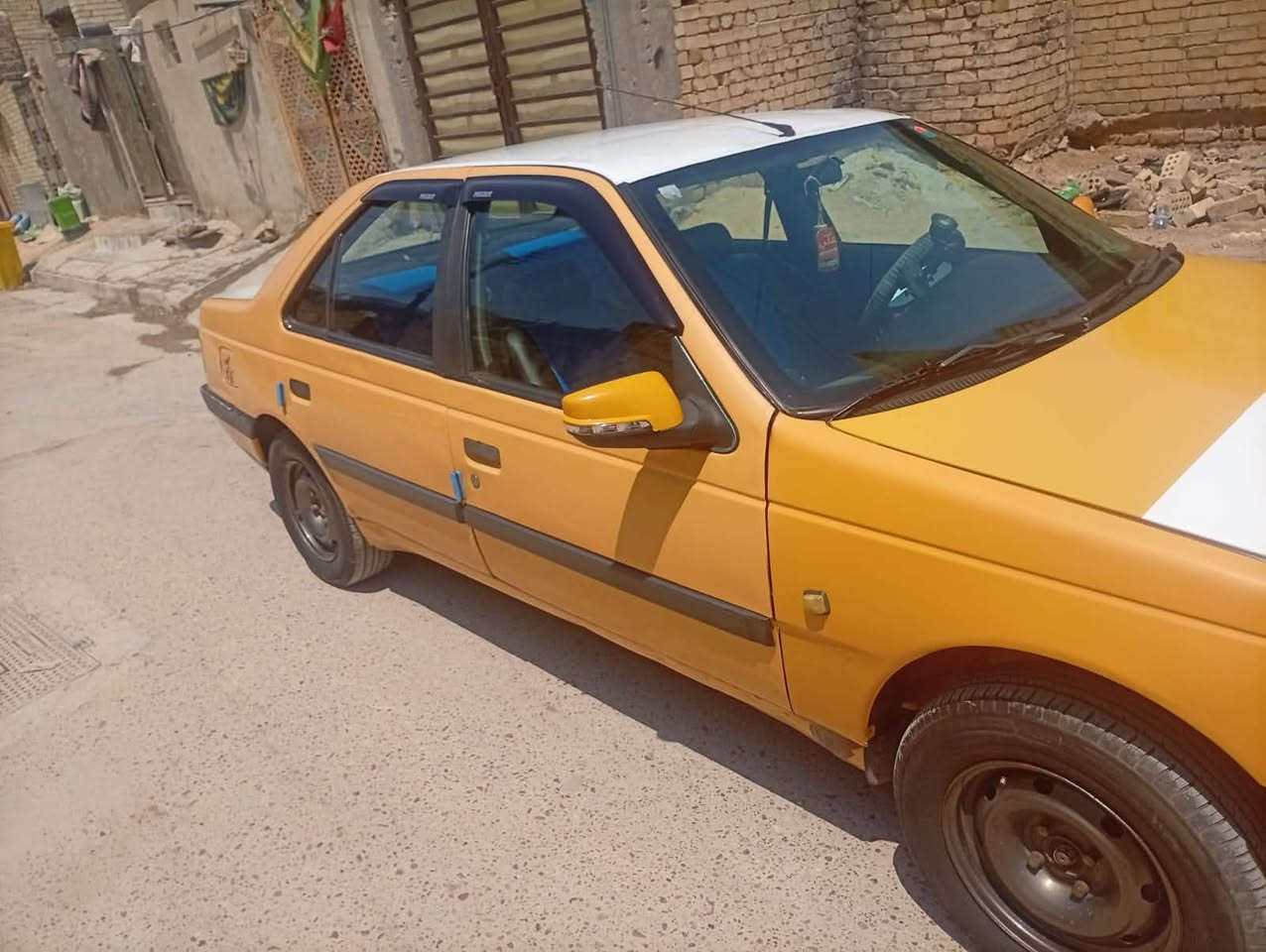 سلام عليكم...بيجو GLX..2012..رقم انكليزي جديده مصفره غرامات او هيئه عقل محور سمند وين ميعجبك تفحص جهاز  ..محرك .. كير ..تبريد خير من الله تحويل ثاني يوم..السعر 27 وبيها مجال 

رقم صاحب السياره***********
