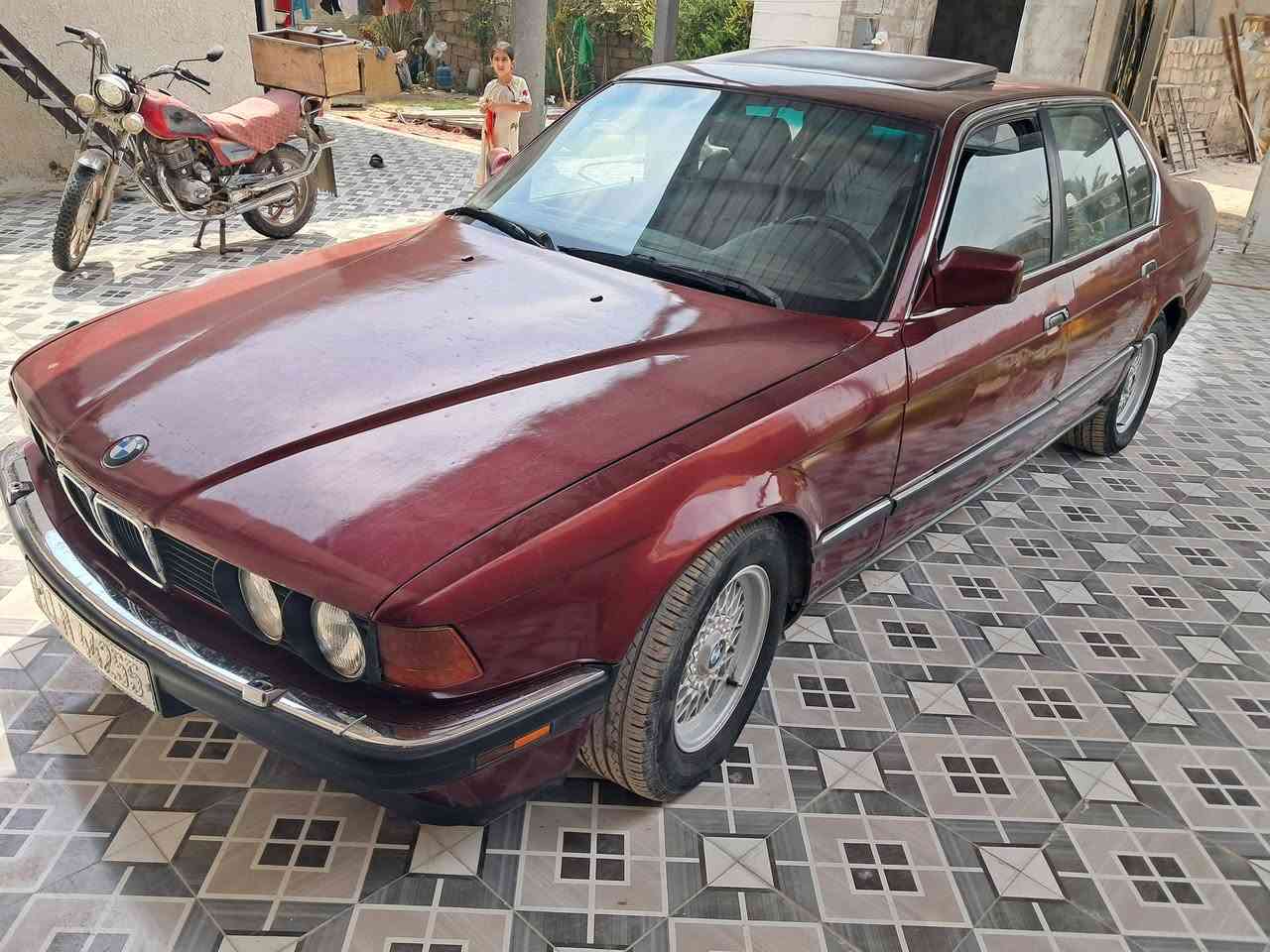بي ام ٧٣٠رقم بغداد موديل ٩١ جاهزه سنويه لل ٣١ السعر ٣٥ قفل 🔐 مكان السياره بابل ***********
