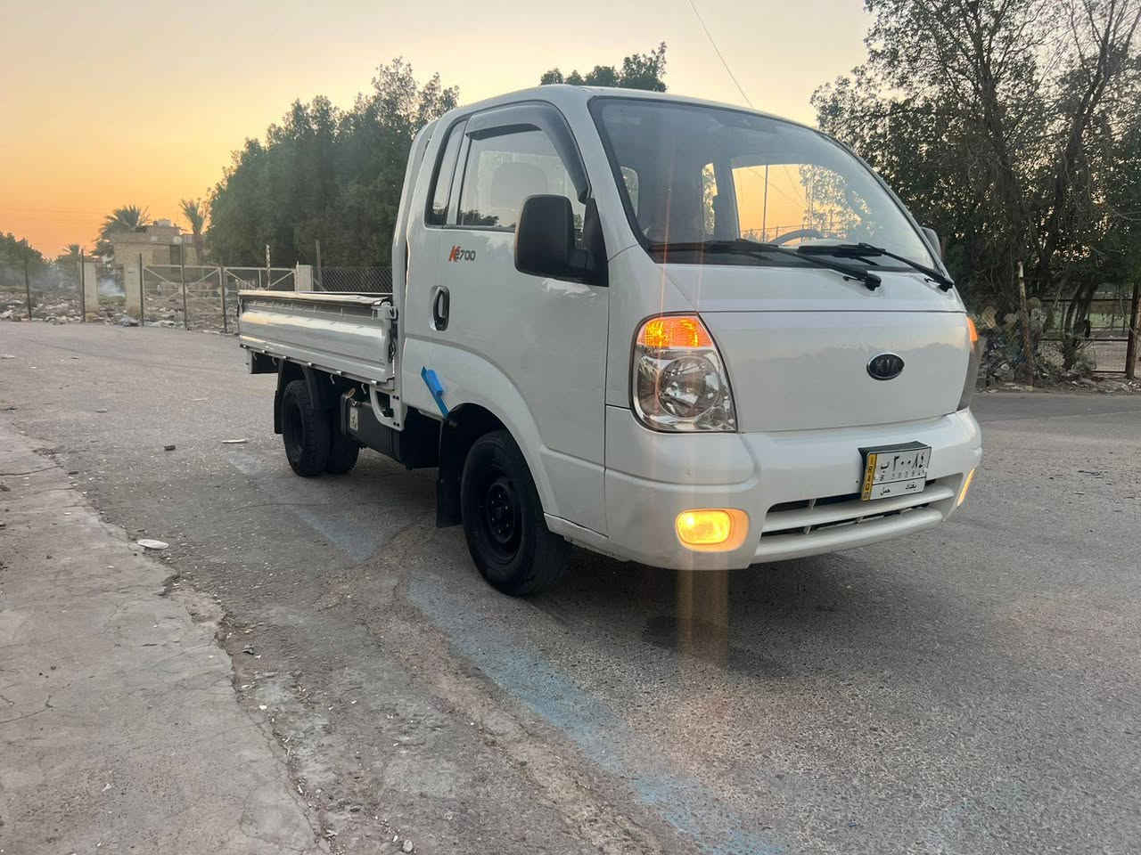 السلام عليكم كيه موديل 12 محرك 2700 رقم بغداد سنويه بسمي مكفوله حادث والصبغ والتبديل محرك وكير وكسن كفاله تبريد ثلج تخم تاير جديد خلفي 13 كوري دواخول شركه *********** السعر 100 وبيها مجال بصيط عنوان بغداد حي الامين خاص مغلغ
