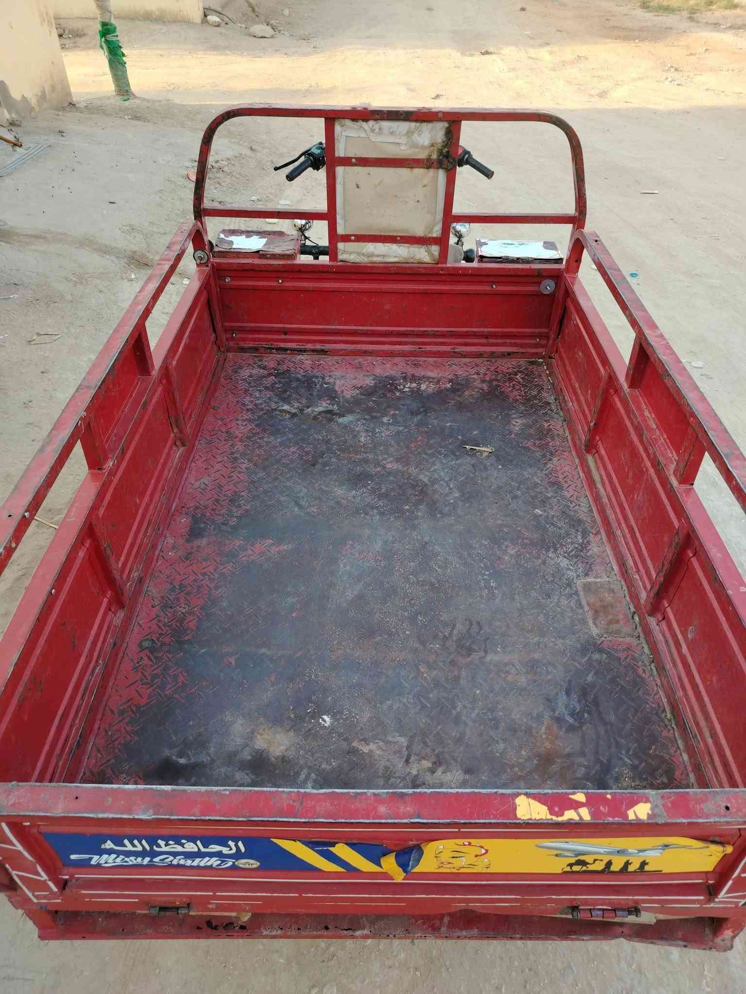 سلام عليكم عندي ستوته للبيع موديل 2013 مكفوله أوراق اصولي معمره تعمير 2026 فول اليريده ينتصل المكان بابل جبله *********** () ***********
