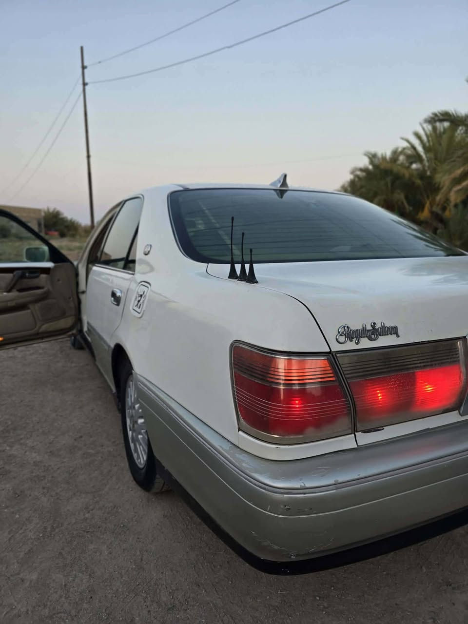 سلام عليكم ملكه كراون اللبيع دوات  سياره جاهزه كير ومحرك 3000فيفيتي كهربايات كلهه شغاله تبريد عوزه غاز ⛽ فقط بيهه رقم  وسنويه السعر 28 وبيها مجال تصال ***********

***********
