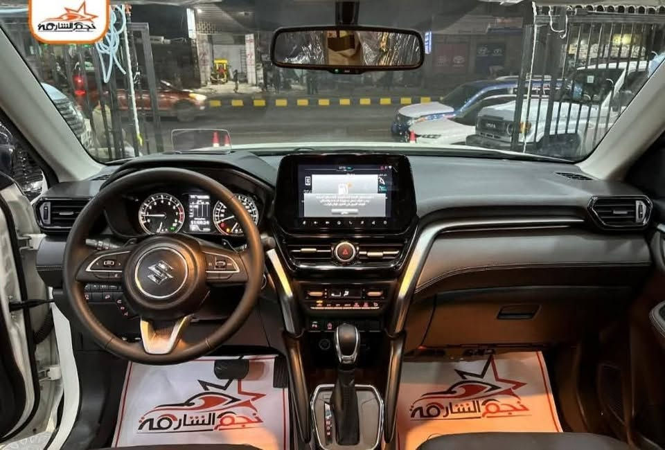 ‎🚗 للبيع أو المراوس
‎سوزوكي جراند فيتارا 2024

رقم بغداد باسمي نظام مقترض 
وكفيل  

‏‎📍 الموقع: المثنى – السماوة 

‏‎✨✨ المواصفات :
‏‎🔹 محرك هجين خفيف (Mild Hybrid)
‏‎🔹 سعة المحرك: 1.6 لتر – 4 سلندر اقتصادي
‏‎🔹 كاميرا 360 درجة لرؤية محيطية كاملة
‏‎🔹 حساسات  أمامية وخلفية 
‏‎🔹 مثبت سرعة 
‏‎🔹 نظام الثبات الإلكتروني + منع الإنزلاق
‏‎🔹 وسائد هوائية أمامية وجانبية للحماية الكاملة 
‏‎🔹 نظام مراقبة ضغط التايرات 
طخه في جهه السايق موضحه في الصورة 
‎💰 السعر:130$ وبيه مجال 
‎للاستفسار الاتصال *********** واتساب 

‏‎#للبيع #سيارات_للبيع #سيارات
