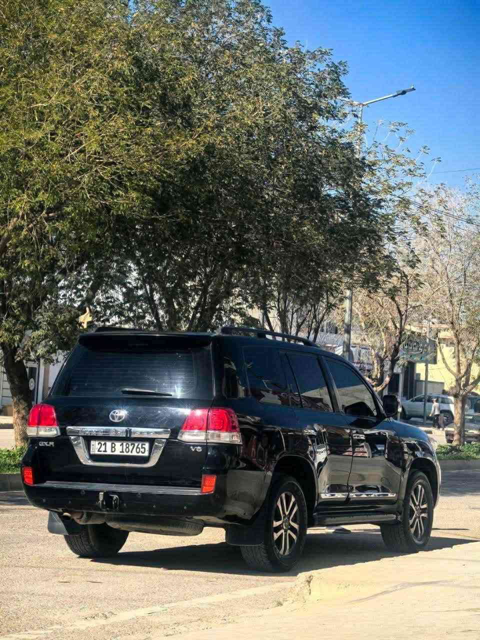سەرتابەناوی خوای گەورە
وەنەوشە مۆدێل 2010 سەیارەکە بەس ماشاءاللەی گەرەکە 200هەزار حەقیقی ڕۆشتوە مواسەفات فول فول GX.Rە ناوزەردە سۆنەرەکەیم لەکۆتایەوە داناوە سەنەوی تا 2027 مانگی 12 تازە کراوەتەوە. سەیارەکە بەشەرت مەکینەی کراوەتەوە شتی بیلادی لەسەر بەشەرت هەزار وەسا و هەزار فەحس دەبڵ و تەقەو ڕەقەبەشەرت. سەنەویەکەشی  بەناوی خۆمانەوەیەبۆ زانیاری زیاتر پەیوەندی بکەن بەم ژمارەیەوە رجائەن ئەگەر موشتەری نیت سەرمان مەیەشێنە 
***********
