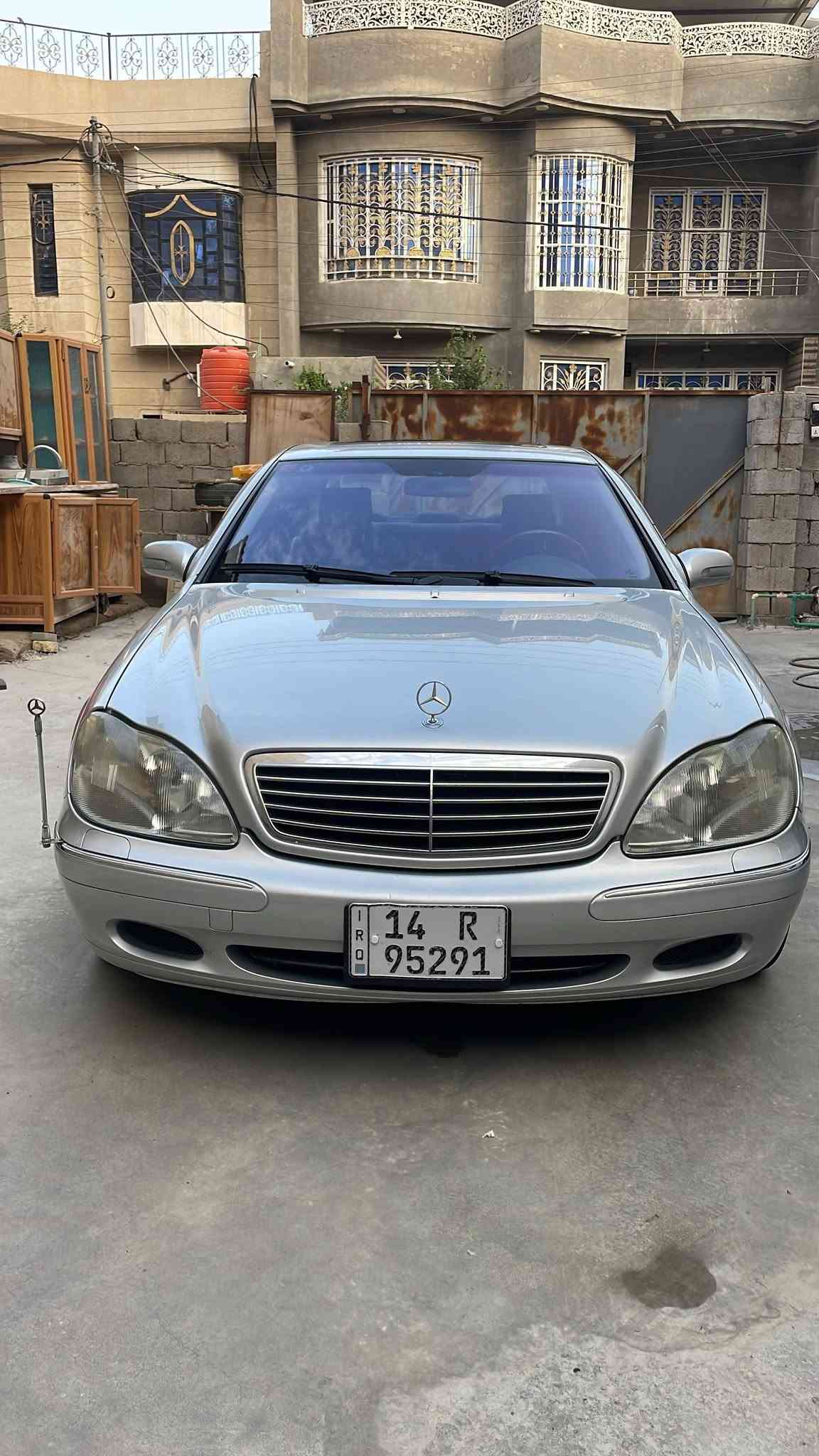 مرسيدس s500
مديل 2002
بيه قطعه كلير وصبغ صندوك
ماشيه 140 وقابل للزياده 
رقم بصره بسمي
١٤٠ بيه مجال 
الاتصال ***********
