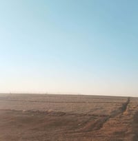 أرض • ٢٠٠م