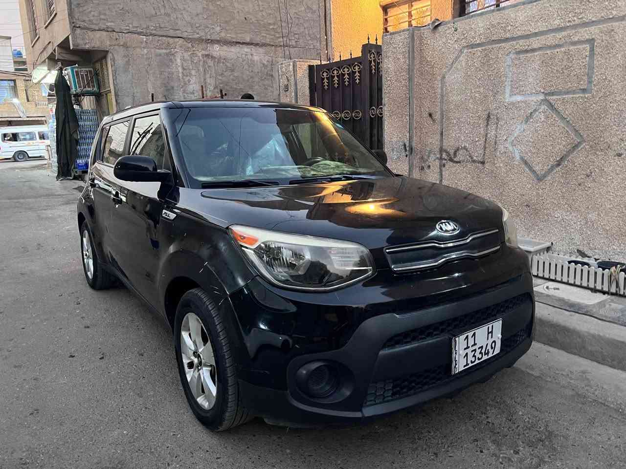 للبيع في بغداد الشعب 🚗
​Kia Soul موديل 2019
​المحرك: 1600 سي سي (قوي واقتصادي)
​المكان: بغداد
​التبريد: ثلج (شغال بكفاءة عالية جداً)
​الحالة والبدن: السيارة نظيفة ومضمونة، وملاحظات البدن موضحة بكل أمانة (باب مبدل وجاملغ أيمن مصبوغ، دون أي تأثير على الدواخل أو الإيرباك).
​السعر: 115 ورقة (قابل للتفاوض بشيء بسيط)
​للإستفسار والمعاينة،  الاتصال على الرقم التالي:
📞 ***********
