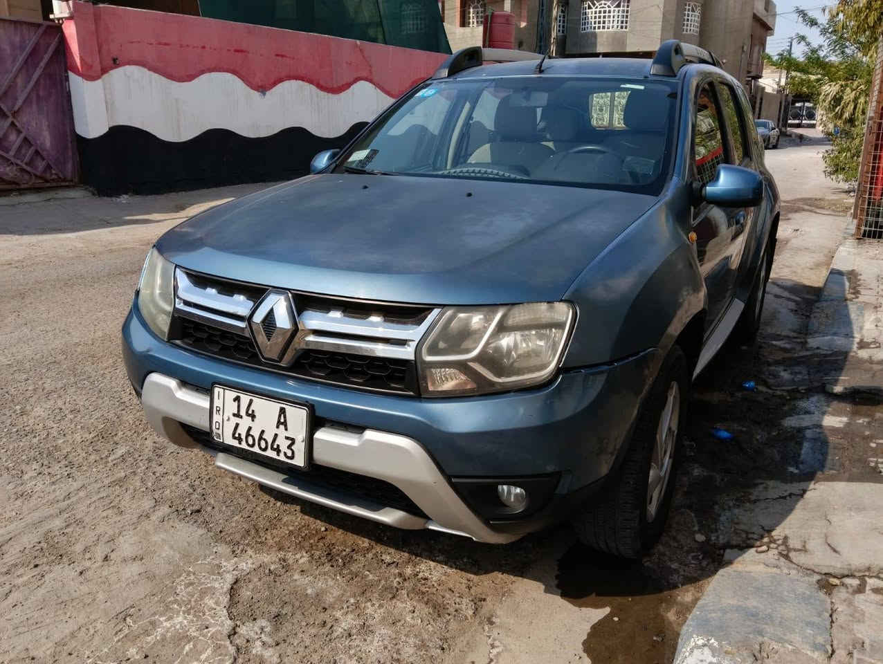 سلام عليكم 
سيارة رينو موديل 2018 سيارة كامله من كلشي حداده و تبريد و مكينه
السياره جاهزه من كل نواحي تجي وتشفه بعينك 
المكينه مالته 2000
 ماشيه 130الف
 رقمي تلفون *********** بي واتساب
العنوان البصرة
خابرني وبيك خير وتدد 
السعر  ٧٥ $
