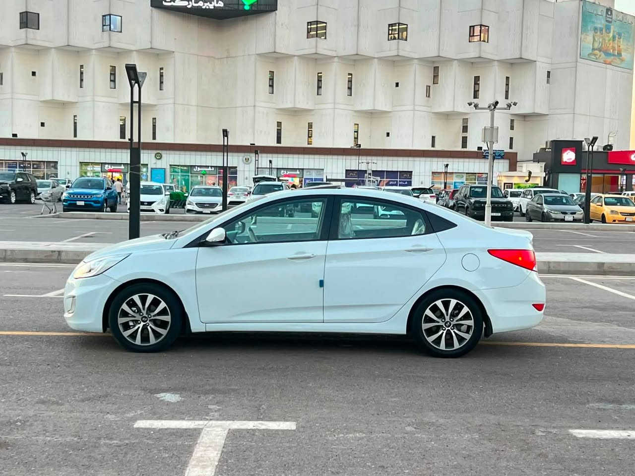 🚗 :هونداي اكسند. 2018
مواصفات:
- خليجي
- فول مواصفات
- لون ابيض ثلجي
- ماشي 100,000 كم
- فتحة بالسقف
- تحكم ستيرن
- اشاير بالموري
- لد امامي
- لد خلفي
- لايت زنون
- بلوجكتر امامي
وبعد بيه مواصفات
حالة السيارة: كير ومحرك وشواصي مكفوله
- ضرر قطعة وحدة (باب السايق مبدل)
سنويه.  لل28
السعر:{ 115$} وقابل للتفاوض
للستفسار ولتصال {  ‭***********‬}
