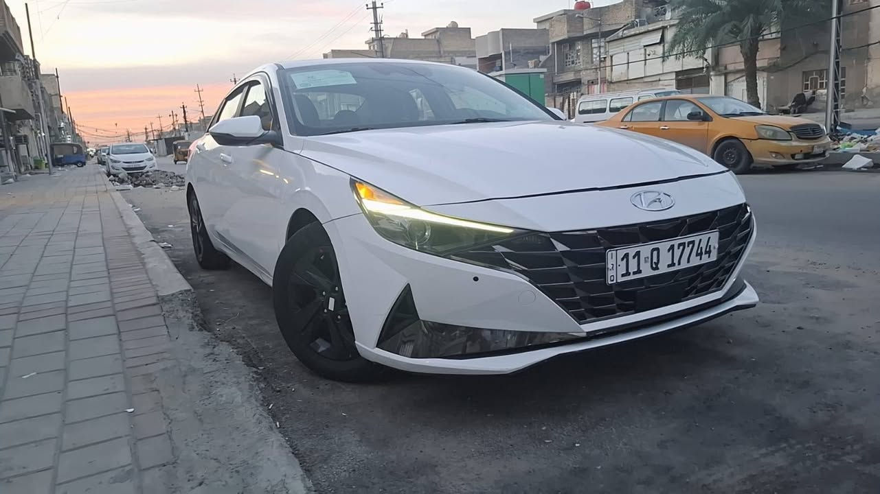 السلام عليكم.. بيع او مراوس 
النترا 23هايبرد وارد امريكي بيها جاملغ صبغ كلير بدون حادث وبيها مكانات بارد رقم بغداد مميز بسمي رادار امامي جانبي حساسات خلفيه بصمات تشغيل وابواب وصندوق تشغيل عن بعد تبريدامامي خلفي فول تحكم ستيرن السعر١٣٩
***********

نص مكتوب في الصور:
- 3 من 10