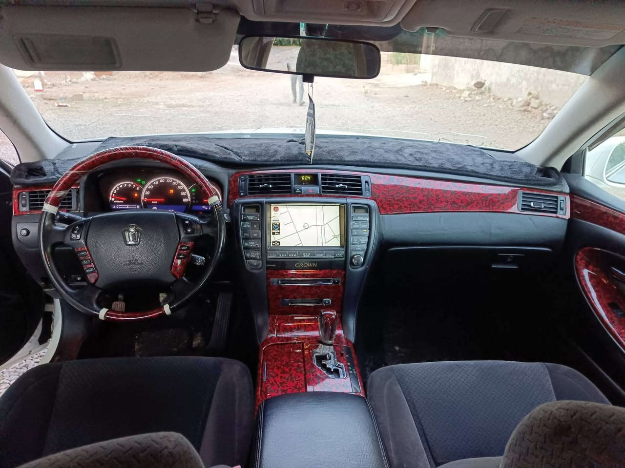 بەناوی خودا 
شاهینە بڕاوە 
سپۆرت 2007 
بێ بۆیاخ  پێشو دوای کەپسە
مەکینە بچوکی گێڕ کەورە 180 
کامل مەسرەف 
تەبرید و کەینەو گێڕی بەشەرت 
نمونەیە لە جوانیا 
چوار تایەی لۆکی لەسەرە
نرخی 54 گەڵاو کەمێک مەجال
ژ.م ***********
ئەدمینی بەڕێز
