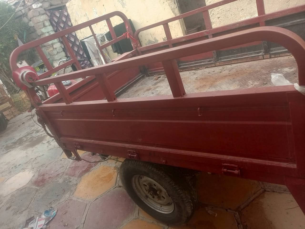 السلام عليكم ستوته دايون نضيفه اوراق اصوليه
بمليون و500 وبيها مجال
***********
