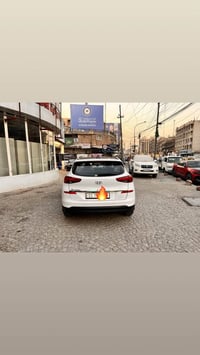 توسان موديل ٢٠١٩ خليجي رقم بغداد بسمي احولك ثاني يوم سياره ماشيه 75جدي...