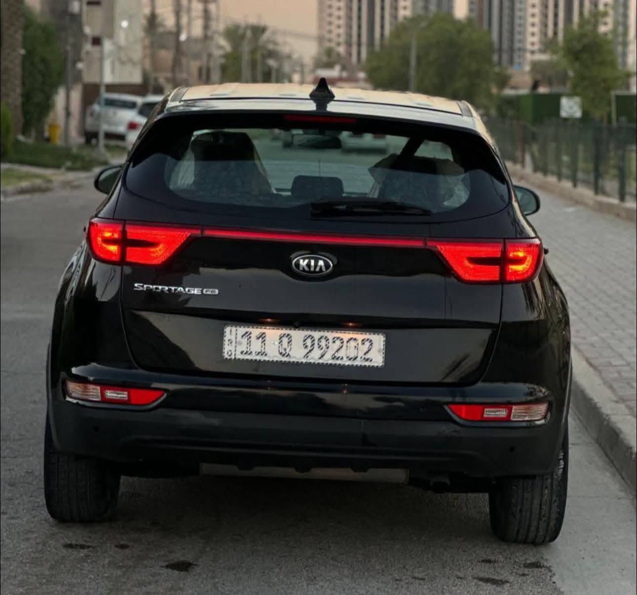 سلام عليكم عندي سبورتج ٢٠١٨ وارد أمريكي رقم بغداد بسمي اريد مراوس أب سورنتو ١٥او ١٦ حسب القناعة التواصل رقم تلفوني *********** السونار موجود
