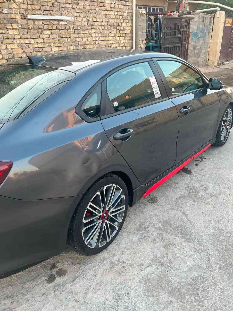 سلام عليكم
فورتي 2020￼  GT

السيارة كفاله عامه فقط بارد شي كلش بسيط 

السيارة بدون صبغ وبدون فتح كلها ليبل 

بدون تكحيل سياره حادثهة بارد باب صندوك 

سياره مختمه GT ضوئيه+منضومت زنون 

مكينه 1600تيربو عطاس +فلتر شوته رياضي احمر 

كير رياضي بلادي دبل كلج 7نمر at

مواصفات سياره /

بصمه ابواب 

بصمه تشغيل 

3مودات سبورت +نورمان +سمارت 

شاشه كار بلي 

الدركه D

كامره دواره 

شحن لاسلكي 

فتحه 

تبريد قطعتين 

تحديد مسار 

مانع انزلاق 

شفتات استيرن 

تحكمات استيرن جهتين 

حساس بل مري 

رادار امامي 

شاير بل مري 

ليزر ضوئي داخلي بل بيبان بلادي 

كشنات كهربائية 

تدفئه استيرن 

تدئفه كشنات 

فول سياره لاخير +تخم تاير جديد قبل شهرين شاده وبعده بيه ضمان +باتري جديد 

مكان سياره بغداد مدينه الصدر 

رقم بغداد دولي بائسمي +هزه جديده 

كلشي ذاكره بل منشور سعر /130وبيه مجال للشراي 

لاستفسار/***********
