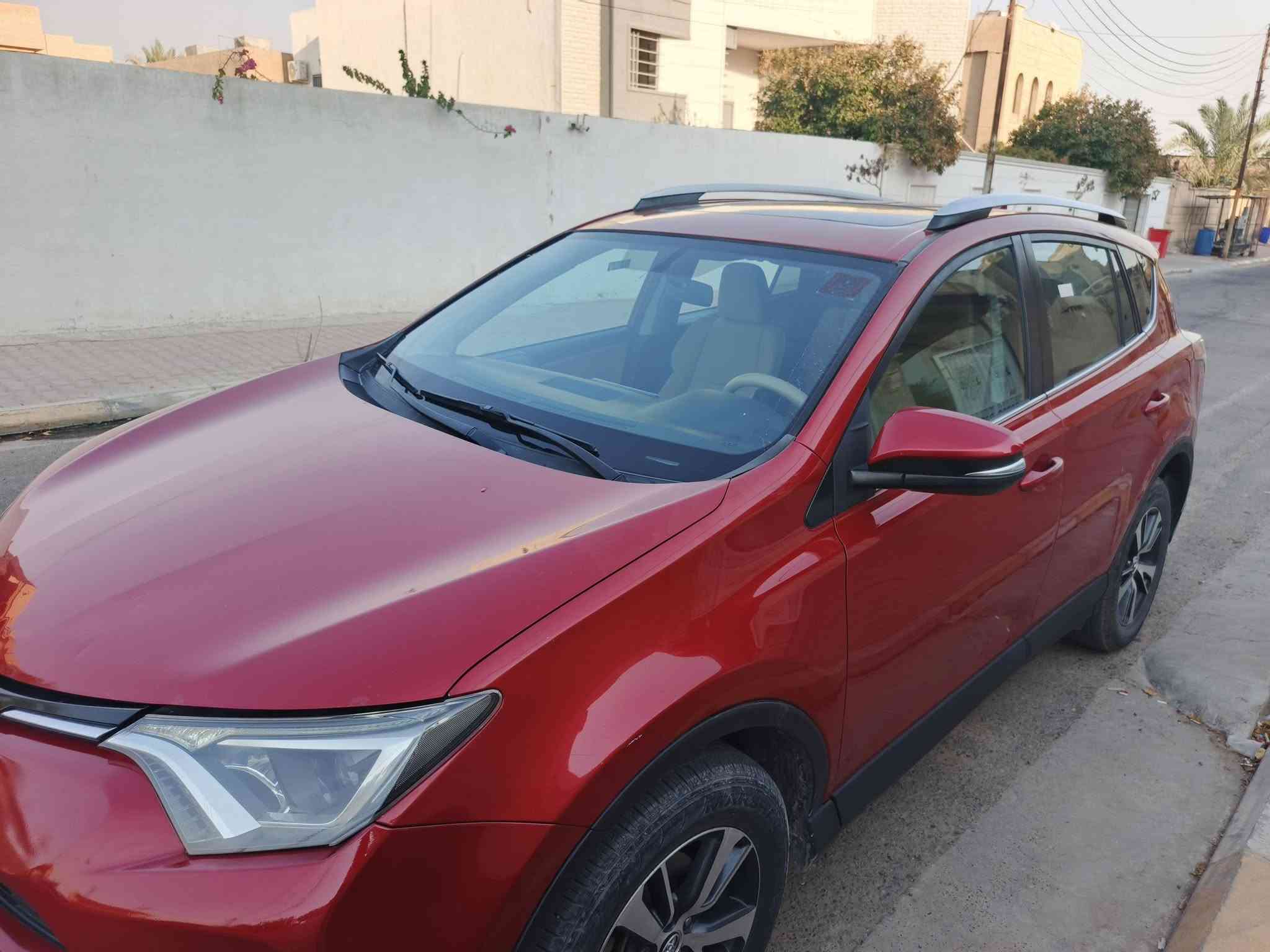 راف فور موديل ٢٠١٦ فول مواصفات عدا البصمه جنطه شفط فتحه كلين ضررها بس دعاميه وبيها بارد بلباب السونار مع الصور رقم اربيل جديد تحويل مباشر سياره جاهزه تخم تاير تبريد ثلج السعر ١٤٣ وبيها مجال *********** و ***********
