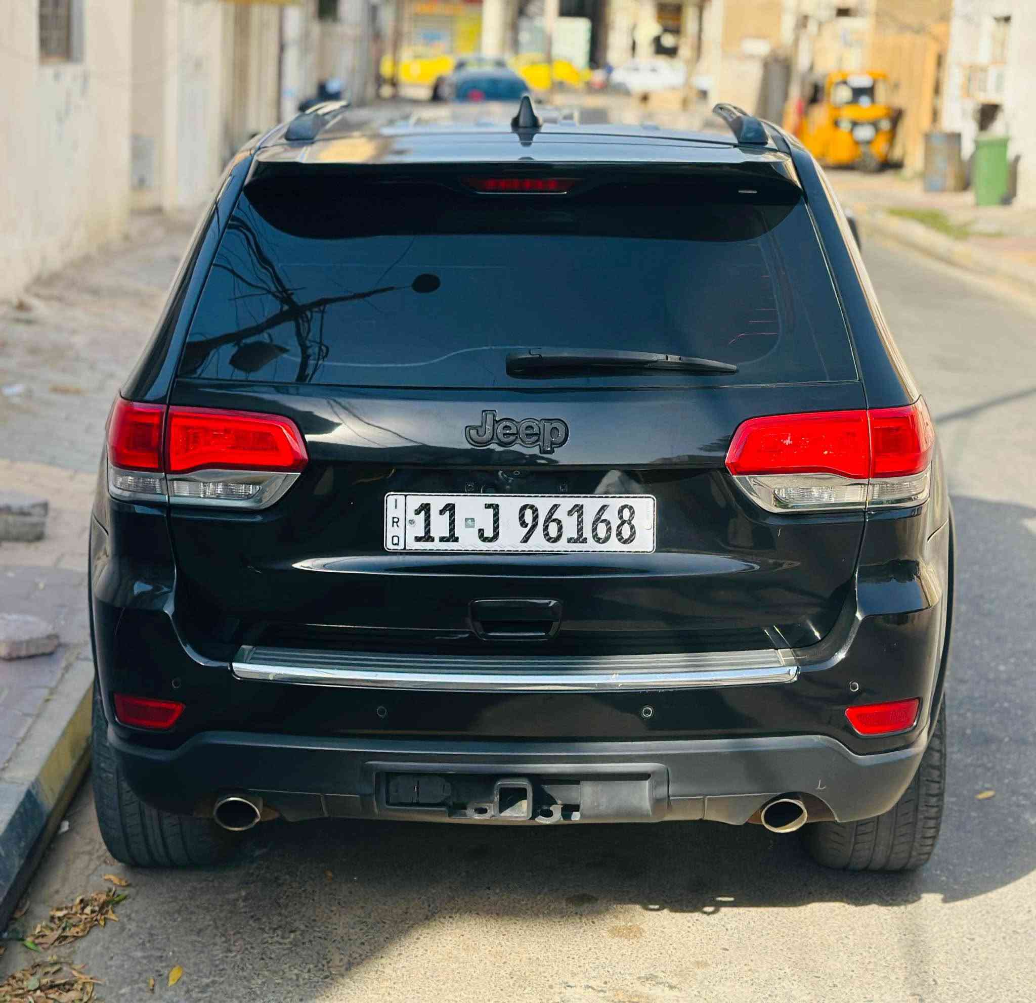 جيب لاريدو فول مواصفات 2014
صبغ احزام فقط الشاصي بي طخه بسيطه بدون كص و معجون و صبغ
رقم بغداد دولي تحويل مباشر 
مواصفات الفول معروفه 
كشن كهرباء تدفئه كشن و ستيرن 
بنوراما 
جنطه كهرباء 
بصمه حساسات 
140 و بيها مجال بسيط 
*********** دهل اوران, واسط
