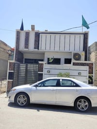 بيت جديد للبيع مساحه 105 الواجه 6و 35سم ونزال 16ونص يحتوي على استقبال ...