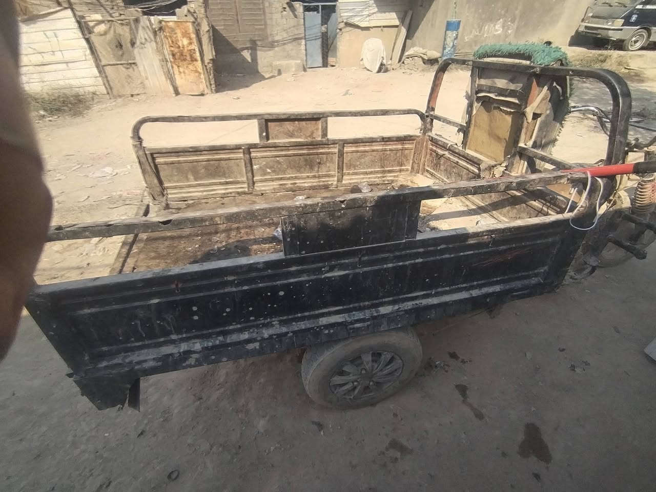 السلام عليكم ستوته للبيع 

***********
