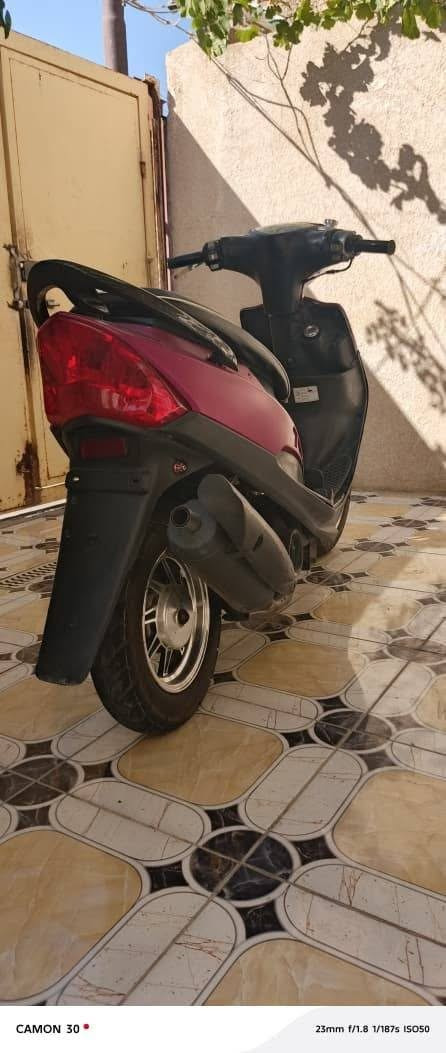 ماكس عدله ياباني للبيع سعر 450 وبيها مجال
سلف هندر كهربائيات كله شغال مكينه 55 شلعه ومعدل 120 دراجه نضيفه ومانقصهة شي 
مكاني كربلاء قرب الحر
***********
