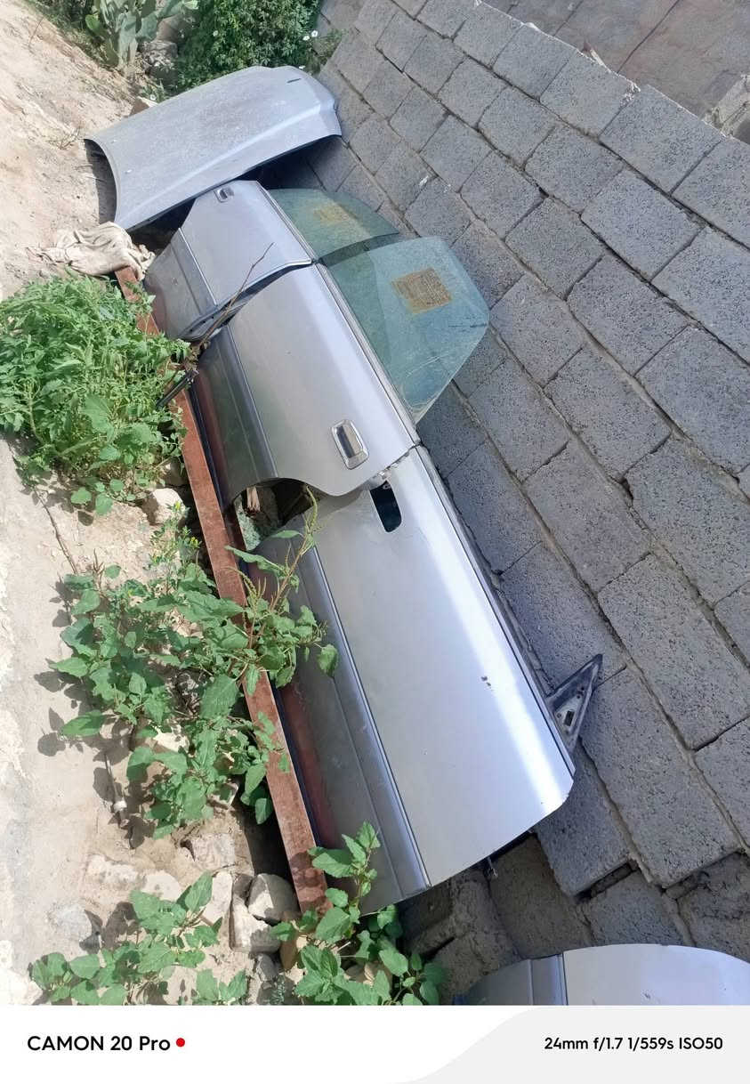 سلام عليكم 4 بوب وزوج جاملغ وبنيد ومري زوج راس ثور فلات بس البونيد بيه جراد ولباقي نضاف البوب قفاله يدات موطور جام وجام بيهن قيم مكان ذي قار الشطره ***********

نص مكتوب في الصور:
- CAMON 20 Pro • 24mm f/1.7 1/391s ISO50
- CAMON 20 Pro 24mm f/1.7 1/598s ISO52
- CAMON 20 Pro
- 24mm f/1.7 1/559s ISO50
- CAMON 20 Pro 24mm f/1.7 1/1042s ISO52