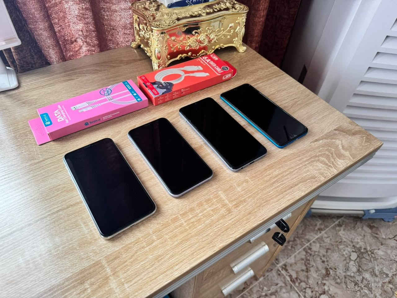 السلام عليكم 💙
اجهزه عدد 4
كل جهاز مصور فيديو كامل تفاصيل.
ورحمه لهلك ما عجبك المنشور او السعر اعبر المنشور ومنين ما تحب تشتري اشتري وما اجاوب على التعليقات فقط خاص او واتساب رجاءاً رجاءاً 🌷
مراوس ماكوو ❌❌

1️⃣ ايفون 11 برو ماكس 
لون ابيض 
ذاكرة 256
بطاريه 100%
شاشه بلاديه 
الشريحة + الصوت + الكامرات + الواي فاي = كله شغال
بس الكامره الاماميه بيه مشكله 
الملحقات = كيبل شحن جديد 🔌
السعر 255 الف مع التوصيل ✅

2️⃣ ايفون 11 عادي 
لون بنفسجي 
الذاكرة 128
مبدل بطاريه 80%
مبدل شاشه كلش حلوه 
الشريحة + الصوت + الكامرات + الواي فاي = كله شغال
الملحقات = كيبل شحن 🔌
السعر 185 الف مع التوصيل ✅

3️⃣ هونر X6
لون ازرق 
ذاكرة 128
الشريحة + الصوت + الكامرات + الواي فاي = كله شغال
الملحقات = كيبل شحن 🔌
السعر 85 الف مع التوصيل  ✅

4️⃣ الاوبو A16k
لون ازرق 
ذاكرة 64
دبل سيمكارت
الشريحة + الصوت + الكامرات + الصوت = كله شغال
جهاز اشويه بي ضربات بالشاصي بسيطة
بي كسور بل شاشه مثل شخوط 
الملحقات = كيبل شحن  🔌
السعر 65 الف مع التوصيل ✅

ملاحظة * جميع الاجهزه المعروضة شرط الفحص امام المندوب 💟

رقمي *********** واتساب
 📍 عنواني محافظة واسط
توصيل موجود لجميع المحافظات مجاني ✅
