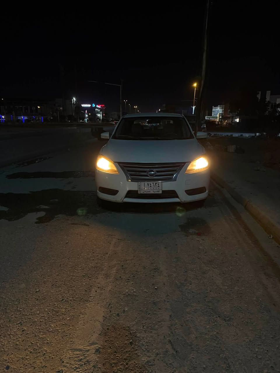 سلام عليكم نيسان سنترا موديل 2021 كفاله عامه كير جديد مكينه مامفتوحه او جاهزه السياره بيه ضربه بل جاملغ الخلفي او باب مبدل السعر 80او بيه مجال 
الرقم***********
