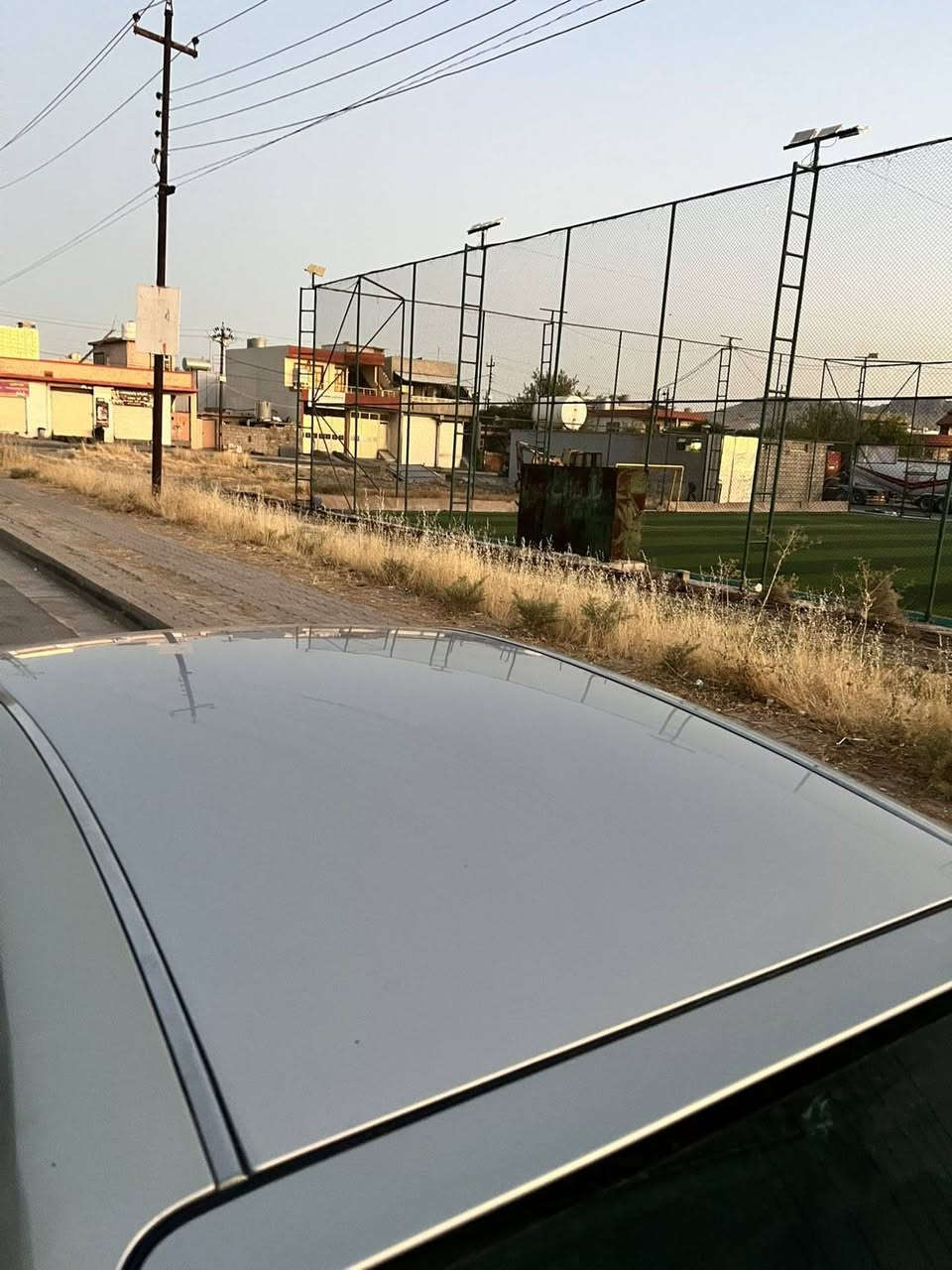 سەرەتا بە ناوی خوای 
شاهینە ٢٠٠٤ 
موس مووس 
١٨٢ بێ دووکەڵ
٣ دوگمەی پەردە
ڕۆیاڵا کامل کراوە بە سپۆڕت تەنانەت دەبڵاکانیشی
شانسی و کەڤەر بە شەرت بێ بۆیەخە بەس شوێن مووسەکان بۆیەخە 
هەموو گیانی بە شەرت 
کارەبایەتی بە شەرت 
گێڕۆ مەکینەی بە شەرت فاحسی ١٠٠٠ وەستا
٤ تایەو لۆکی لەسەرە ویلاکانی دینگەی ستیلە 
کۆی هەیەو بە ناو خۆمەناوە هەیە 
نرخ/٦٣ ماعمەلە 
ڕەقەم/***********
